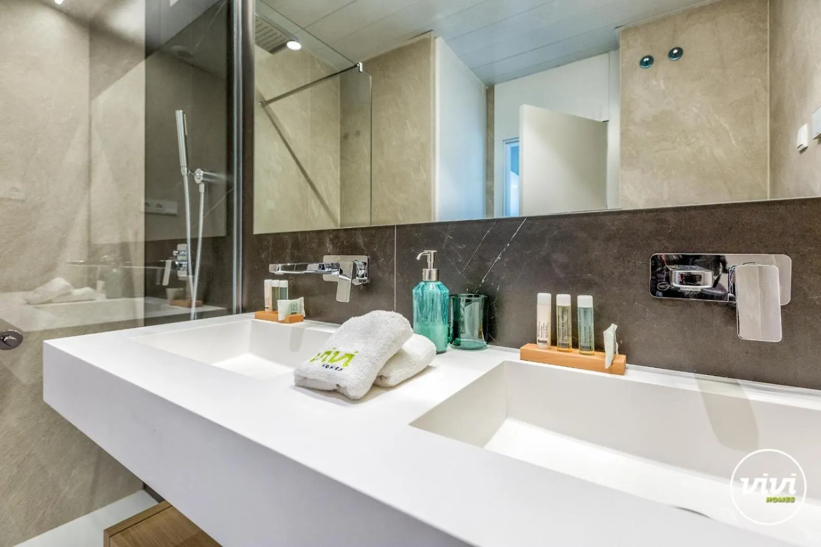 Vivi Homes - Toro Pool, Sauna, Gym & Beach Torremolinos Apartment